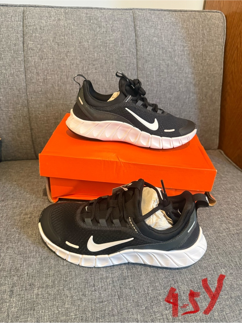 Nike Kids Black and White Lightweight Sneakers